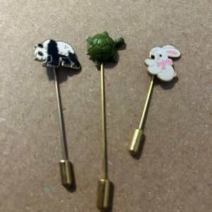 Animal-Themed Gold and Green Pin Set